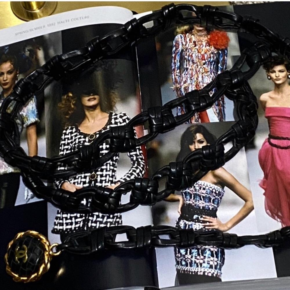 Chanel Haute Couture 1992 vintage leather belt - Picture 10 of 15